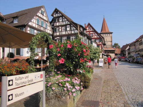 09 auf der Hauptstraße